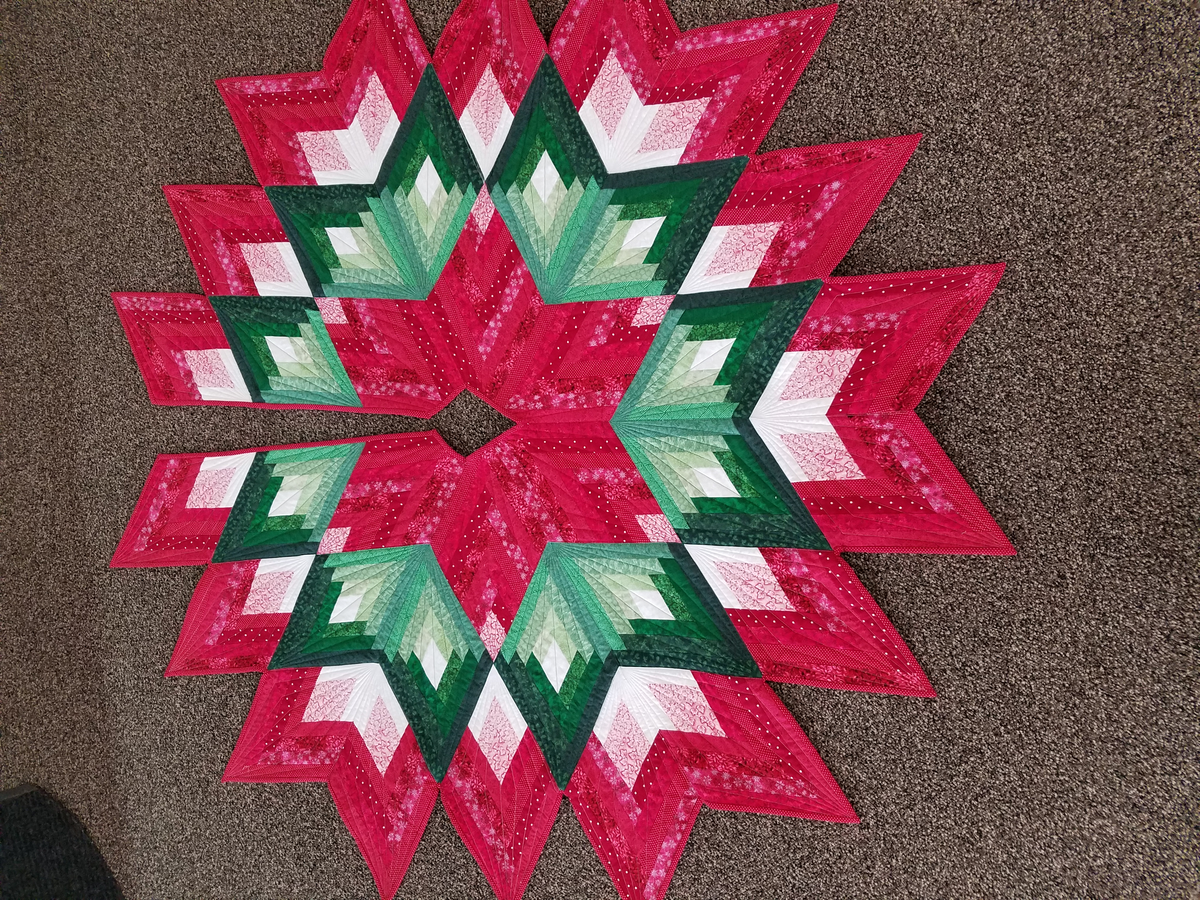 CHRISTMAS TREE SKIRT-Day 1