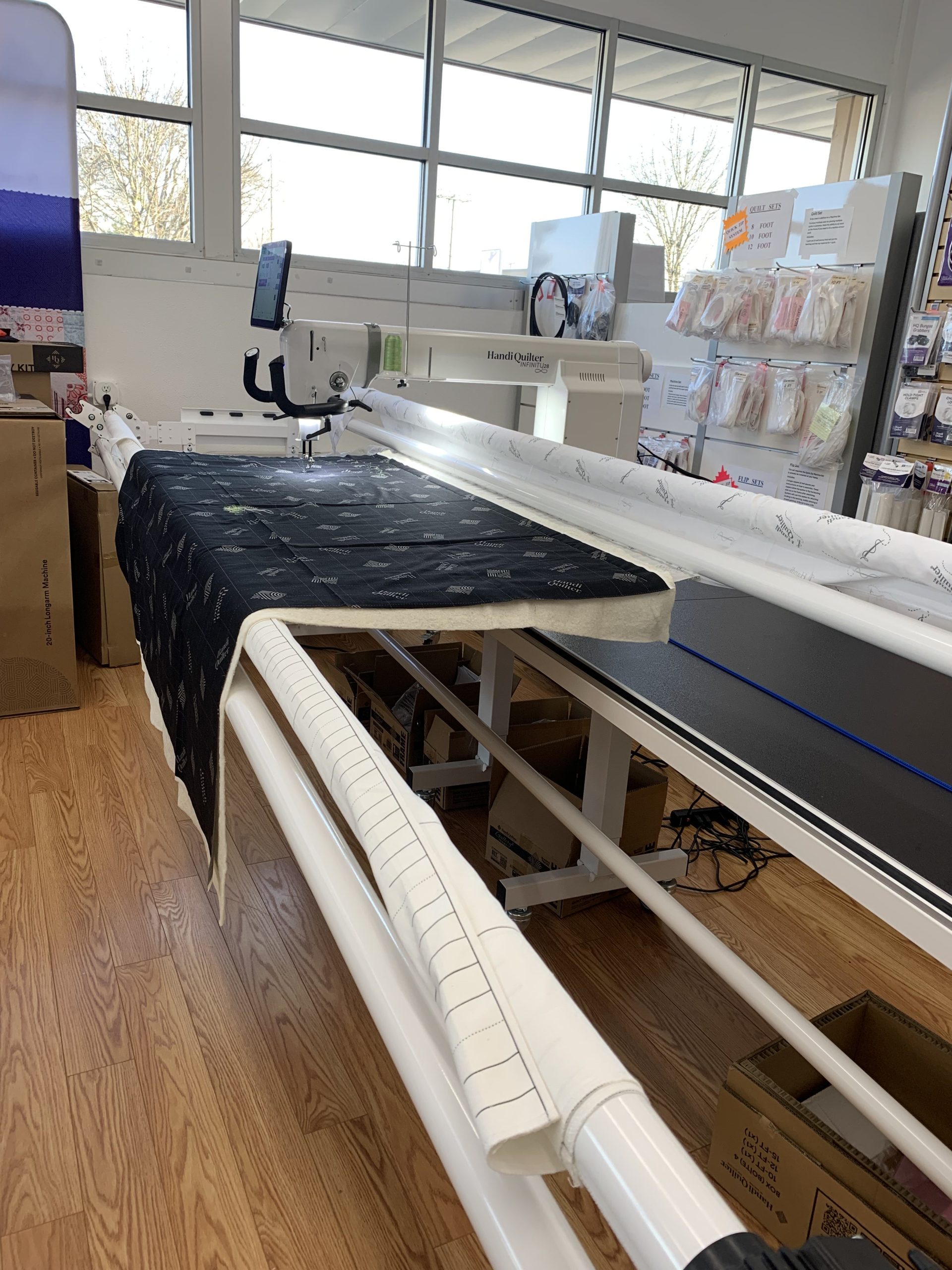 Handi Quilter Infinity 28 - Image 2